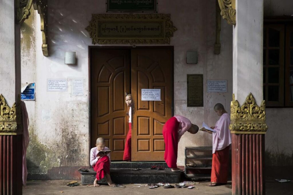 Nuns at Kalaywa Tawya, a monastic school in Yangon that has accepted orphans and children fleeing conflict in the ethnic states since the 1990s. (Nyein Su Wai Kyaw Soe | Frontier)